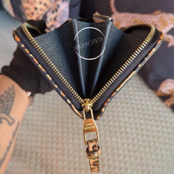 Louis Vuitton Wild At Heart Black Empreinte Zippy - Picture 7 of 17